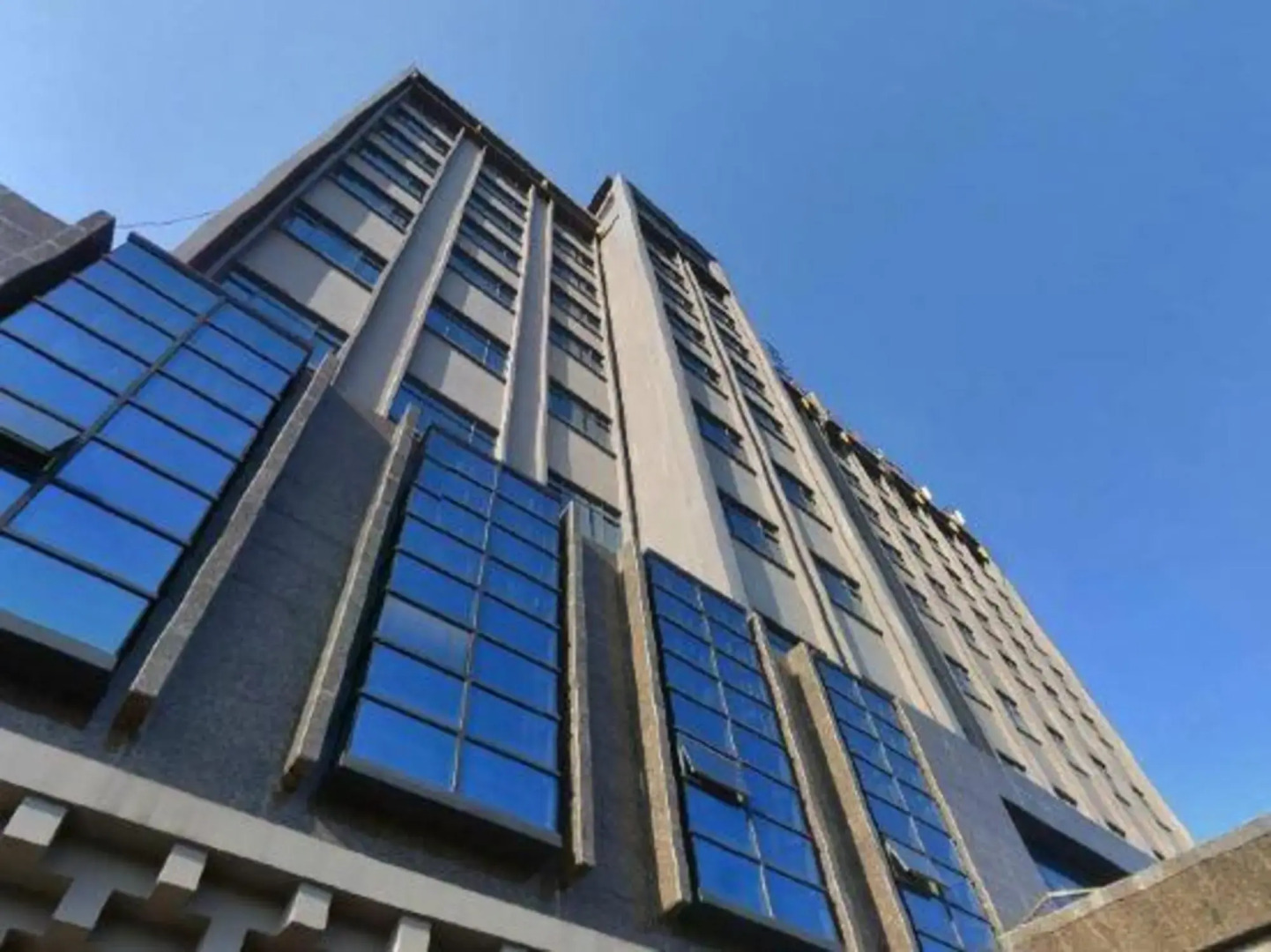 Shen Long Media Hotel