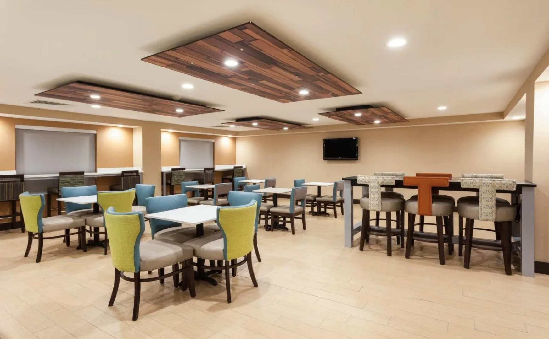 Holiday Inn Express Hotel & Suites Mebane by IHG