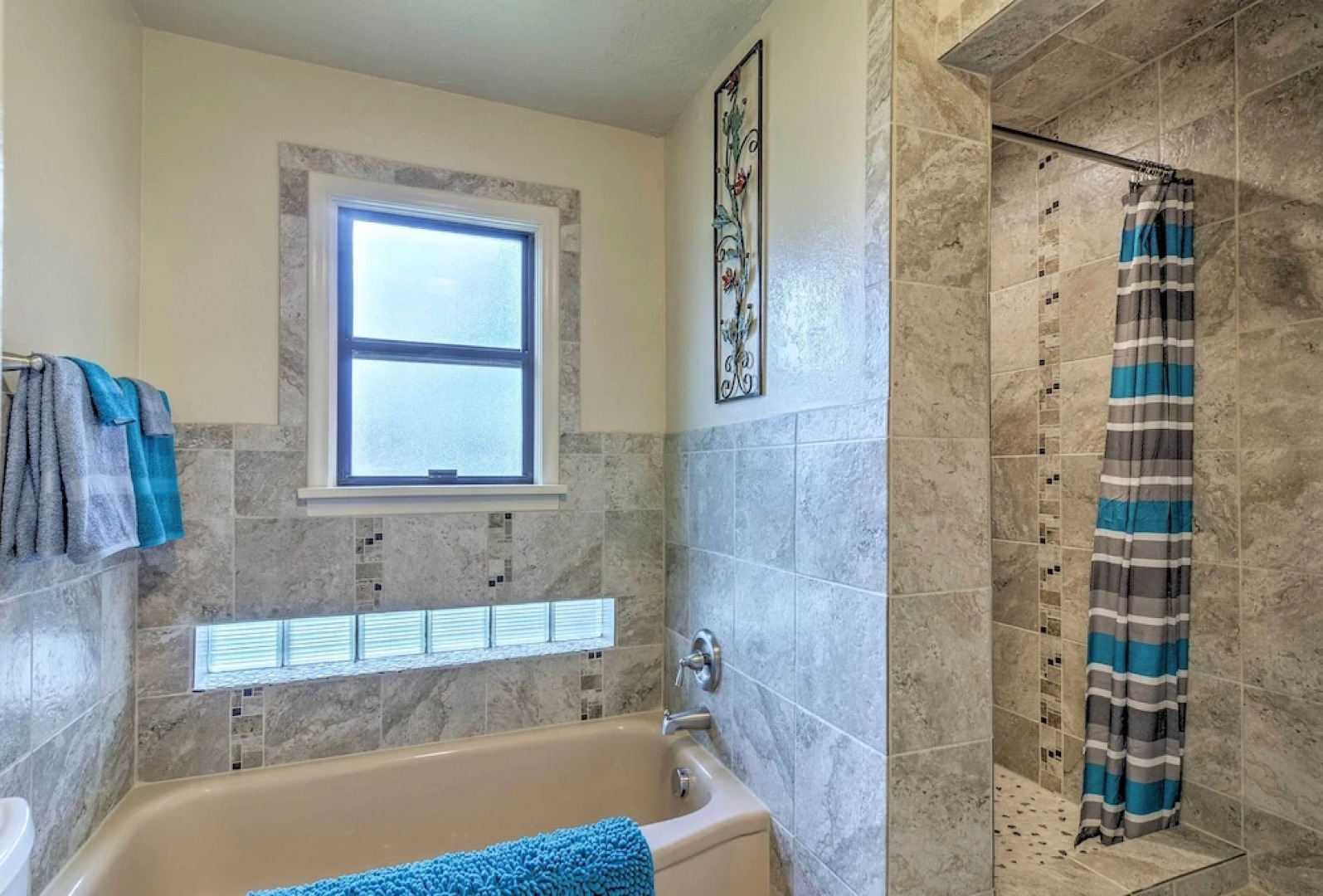 Panguitch Home w/ Patio ~ 24 Mi to Bryce Canyon