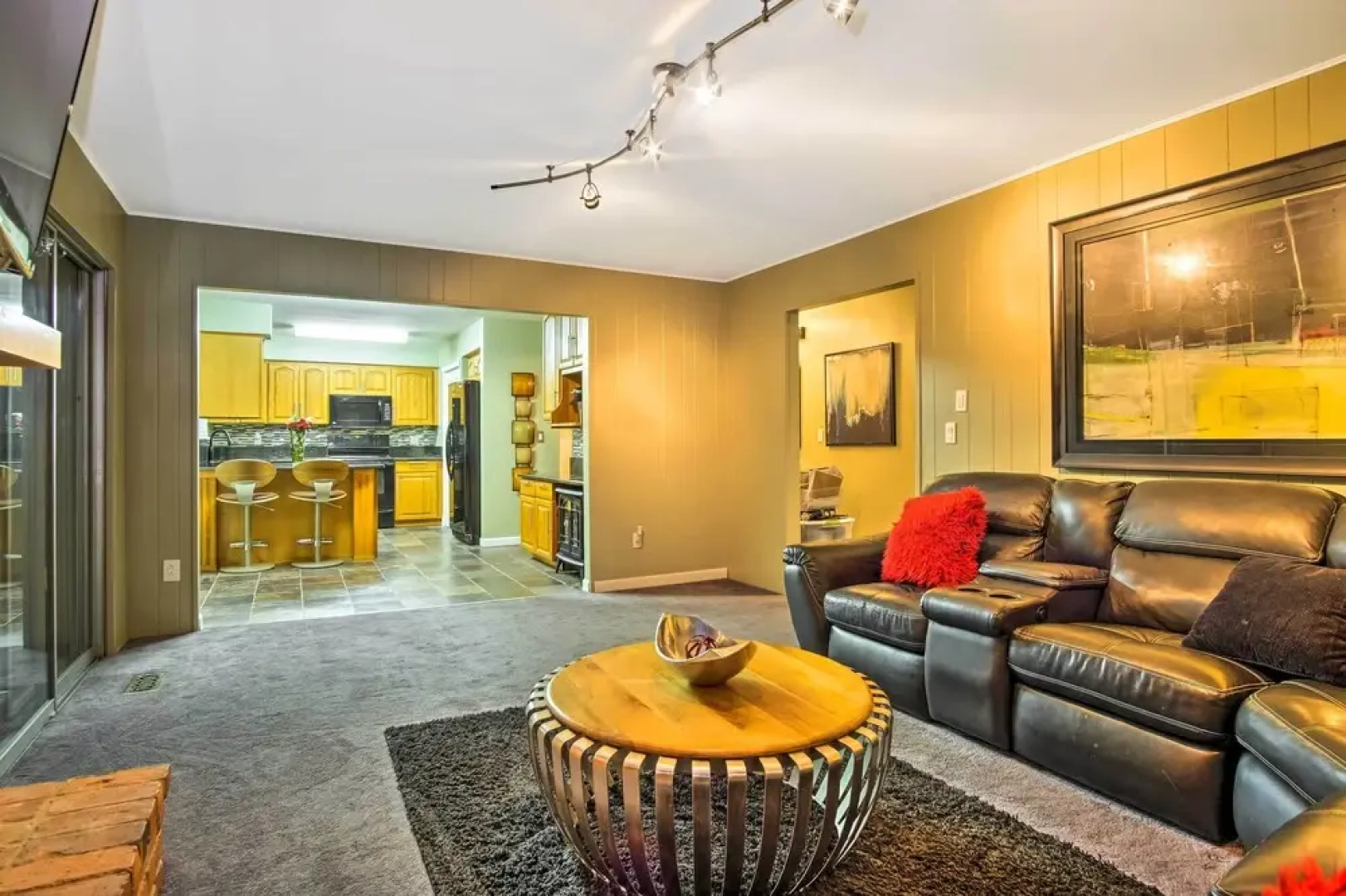 Suburban Detroit Home w/ Porch, Yard & Fire Pit!