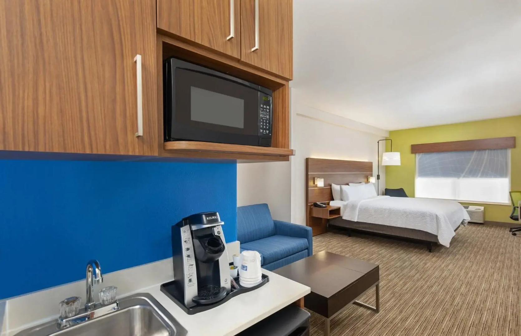 Holiday Inn Express Hotel & Suites Birmingham - Inverness by IHG