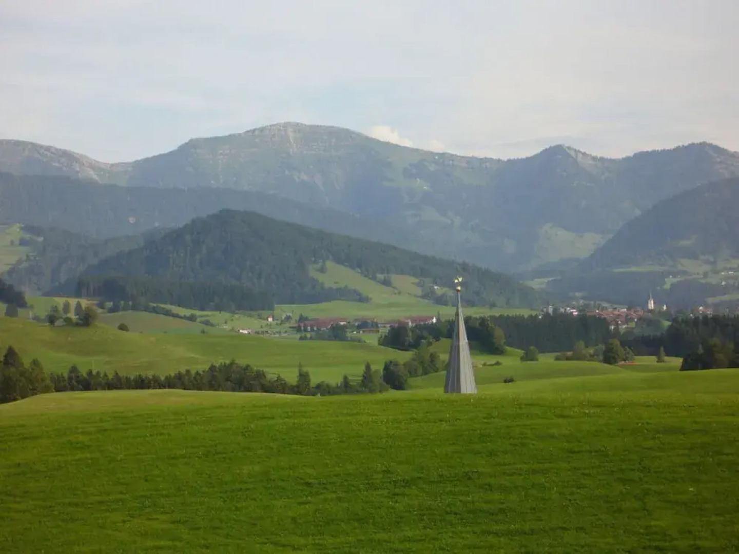 Haus Nett Modern Retreat