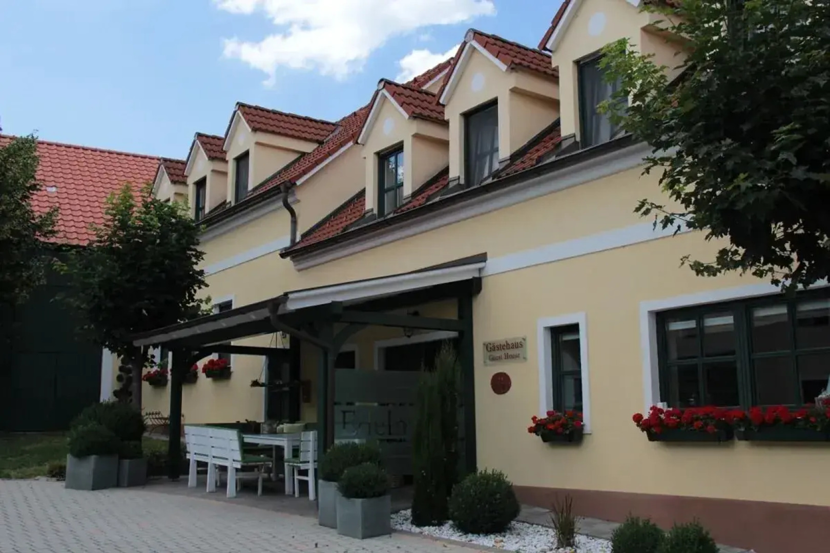 Weingut & Gästezimmer Edelmann