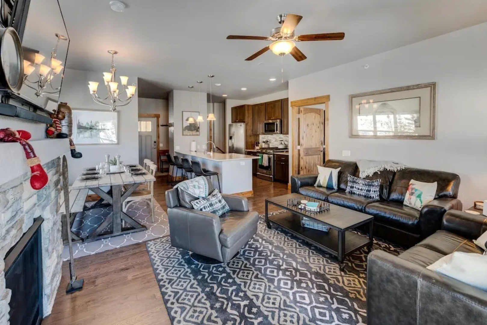 Rendezvous Lookout Point Luxury Chalets by Winter Park Escapes