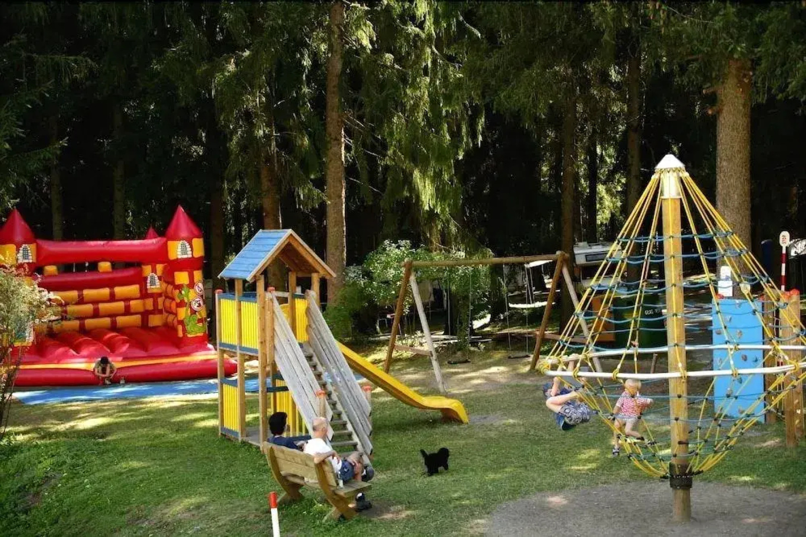 Hotel & Camping Gisser