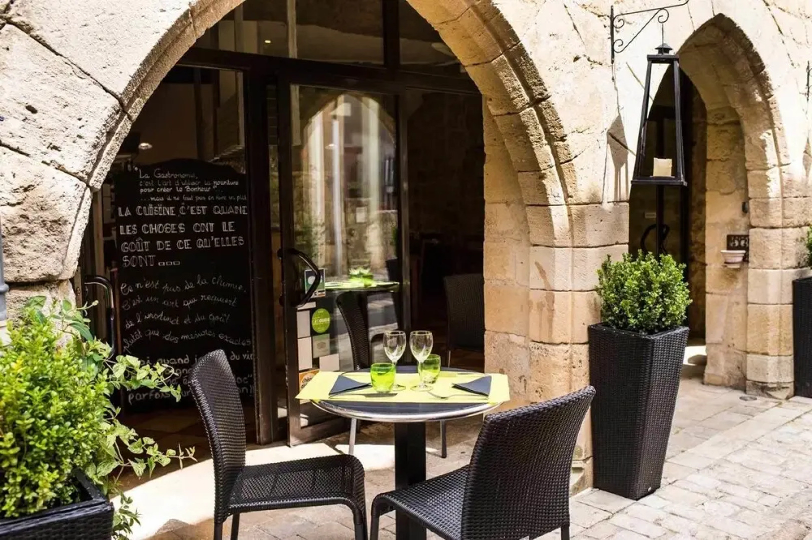 Les Feuilles dAcanthe