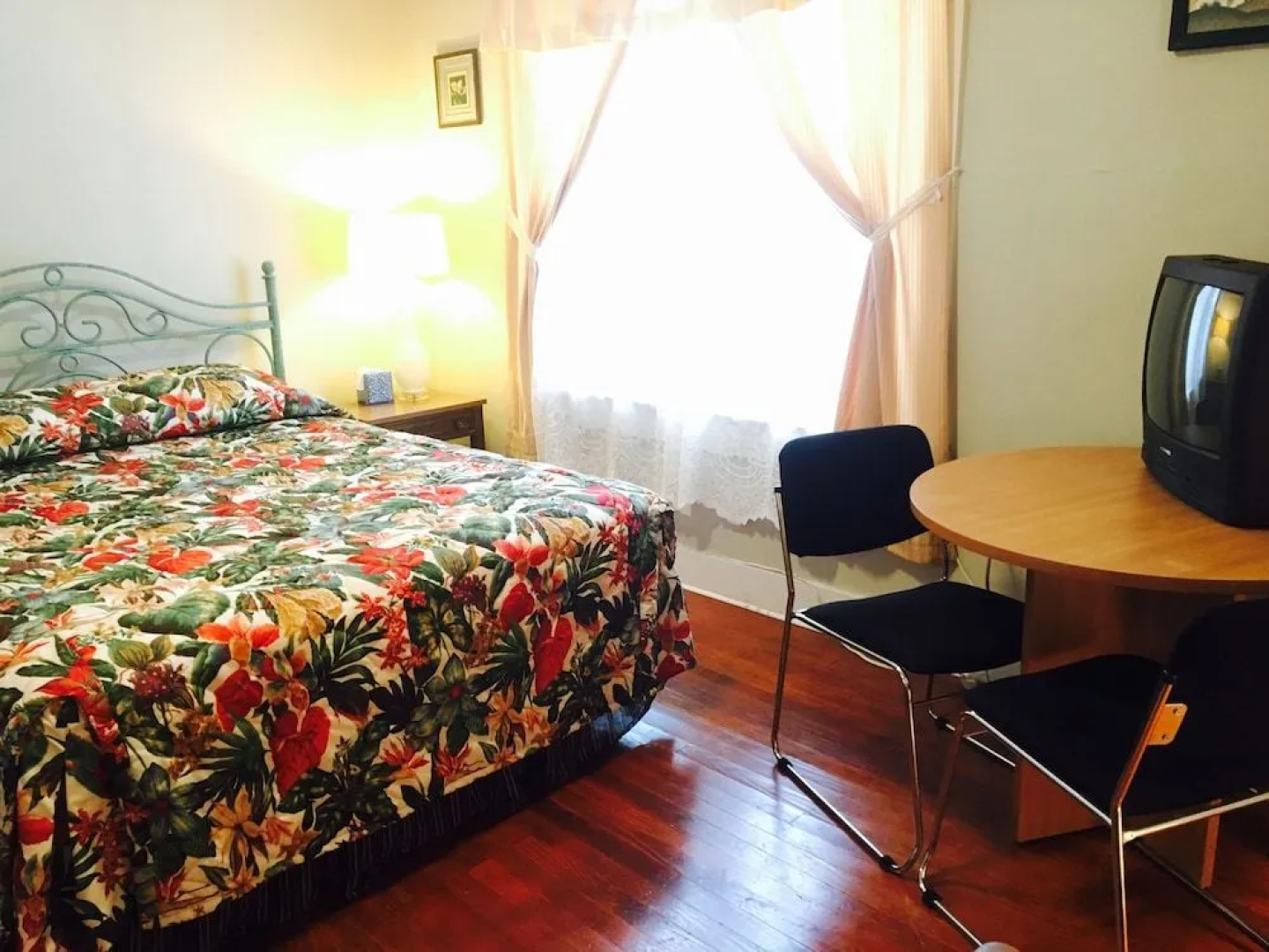 Kenoza Lake View Manor