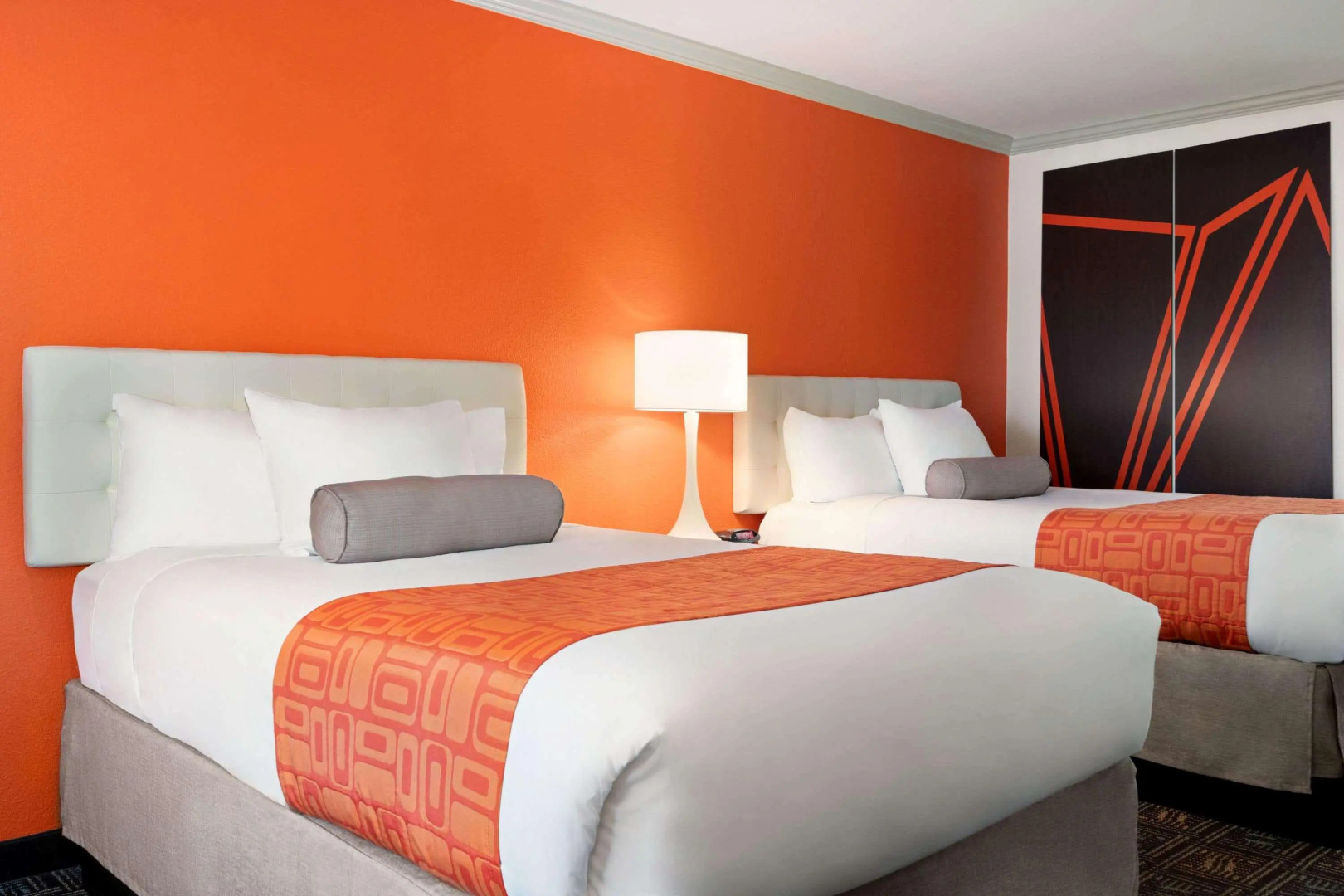 Howard Johnson San Diego State University Area