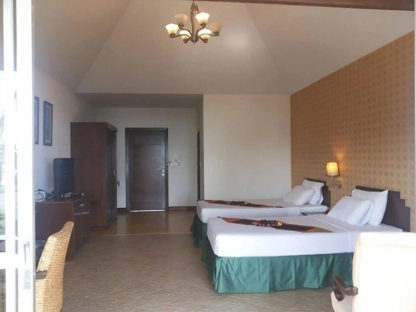 Golden Pine Beach Resort & Spa