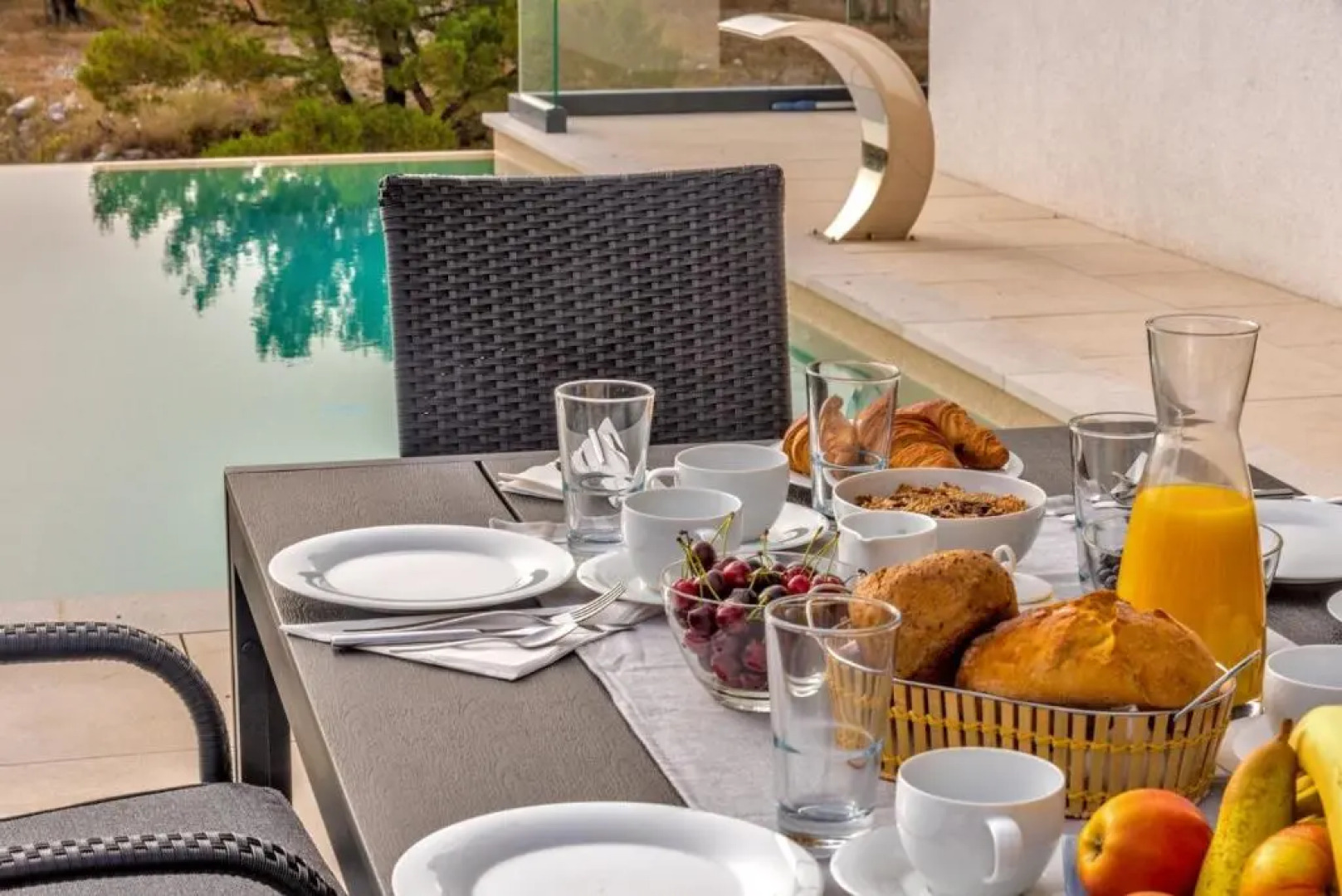 Luxury Villa Delight I Promajna with pool, gym, sauna and jacuzzi