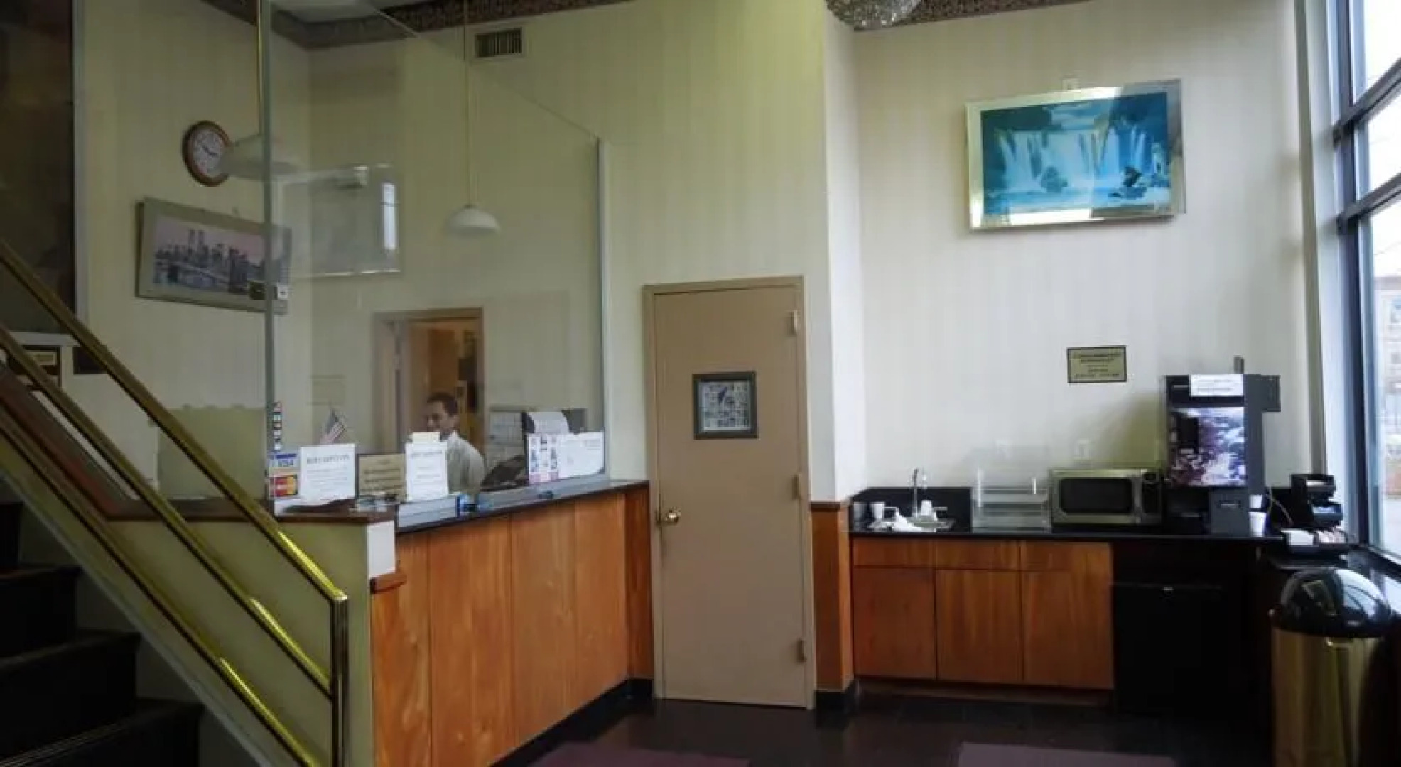 Red Carpet Inn Brooklyn