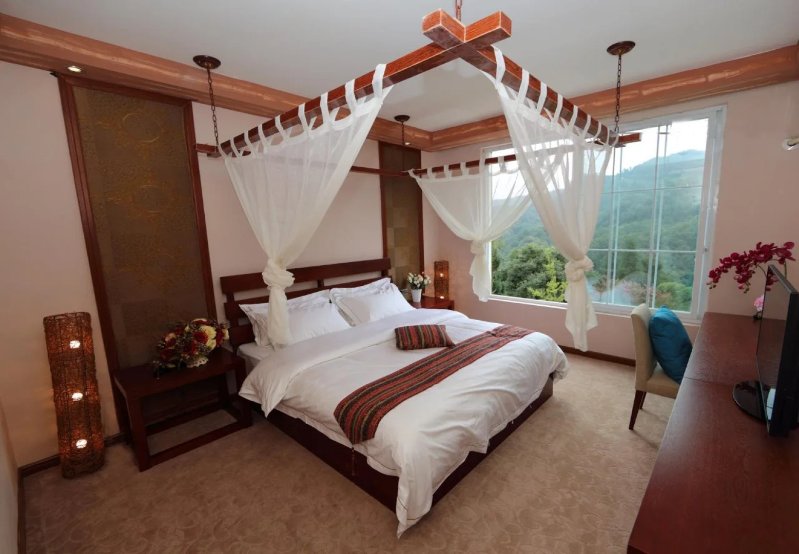 Panshan Tingquan Tuwo Holiday Resort