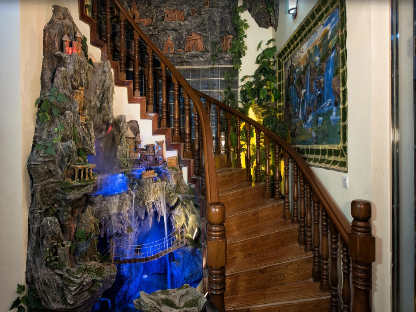 Royal Yadanarbon Hotel