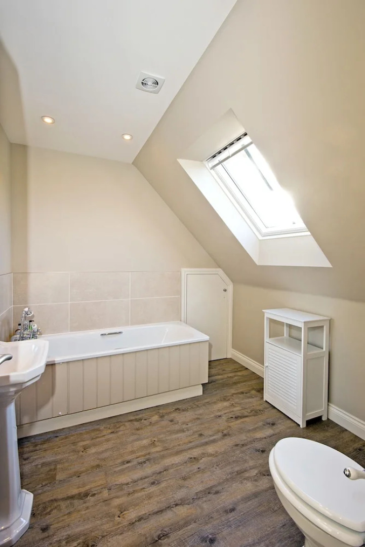 Mill of Dess Lodge & Mill Cottage