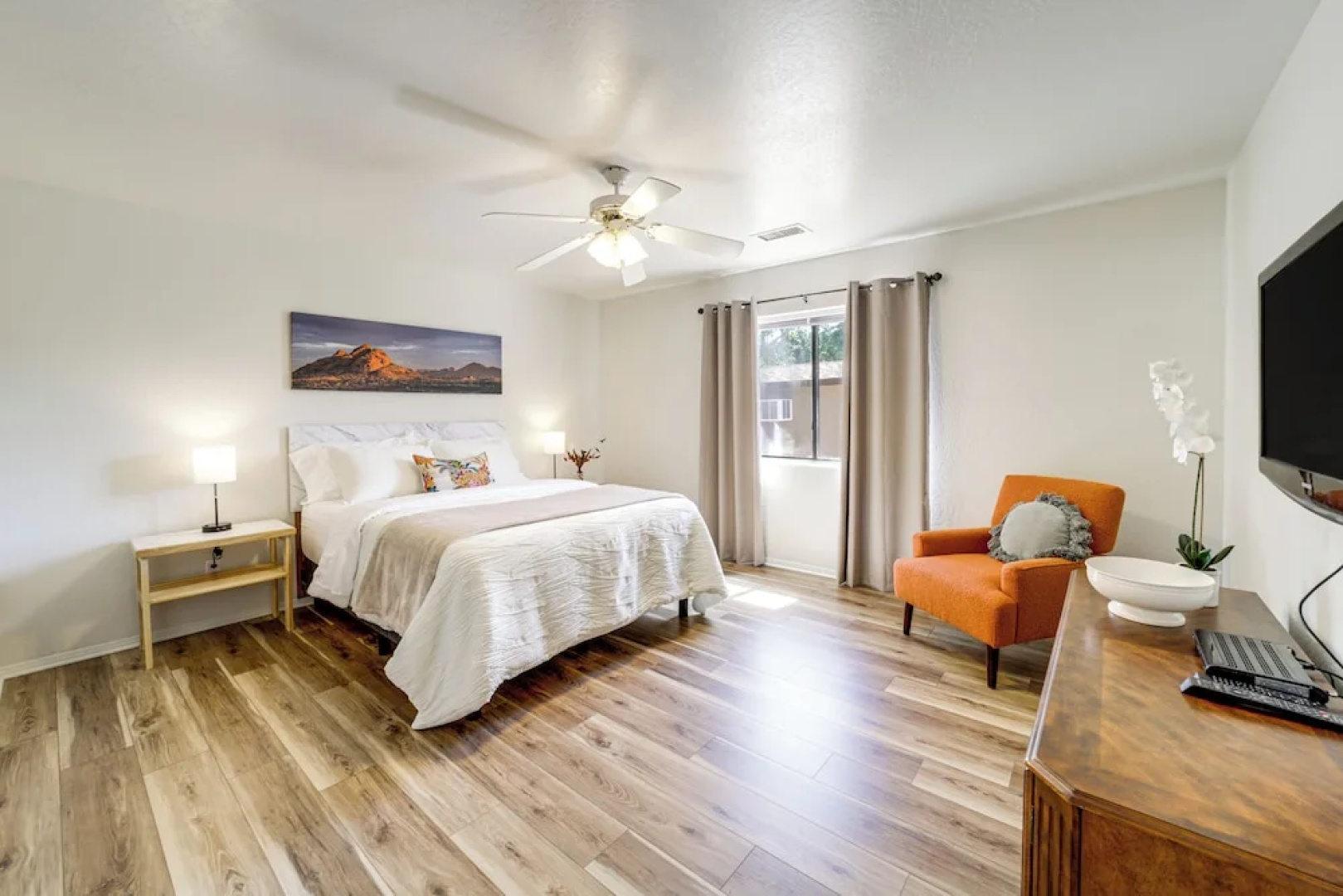 Hike, Shop & Unwind: Cottonwood Home w/ Patio!