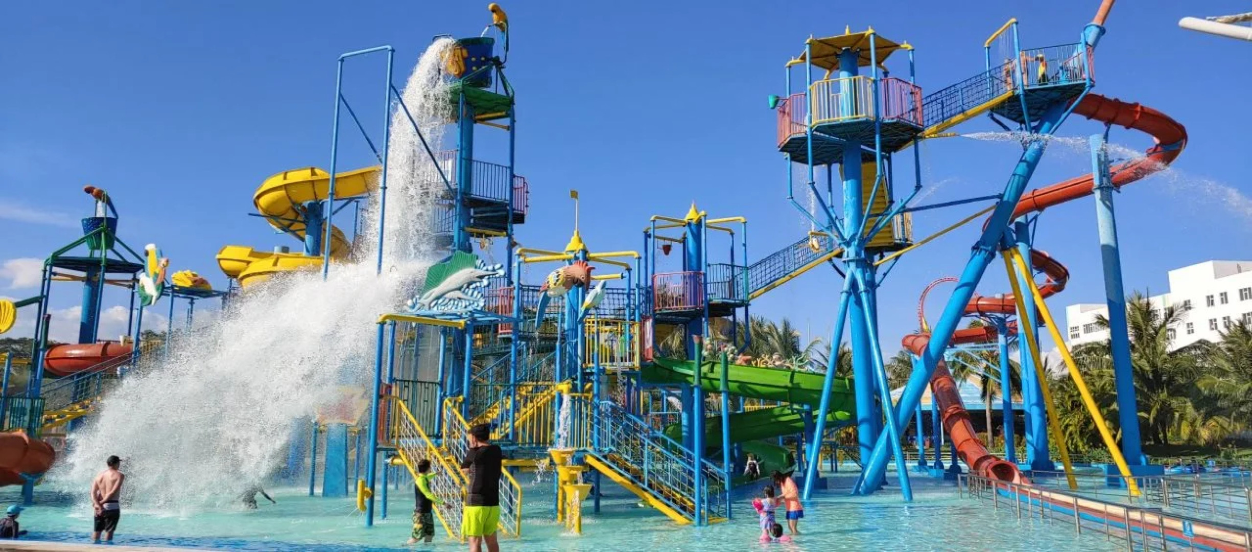 Hong Bin Bungalow Resort