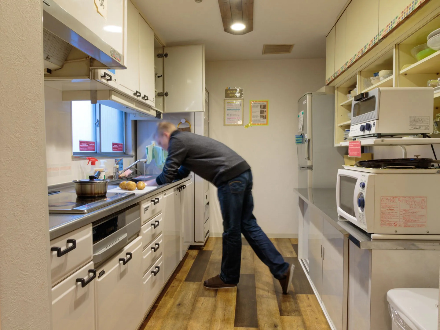 J-Hoppers Hiroshima Guesthouse - Hostel