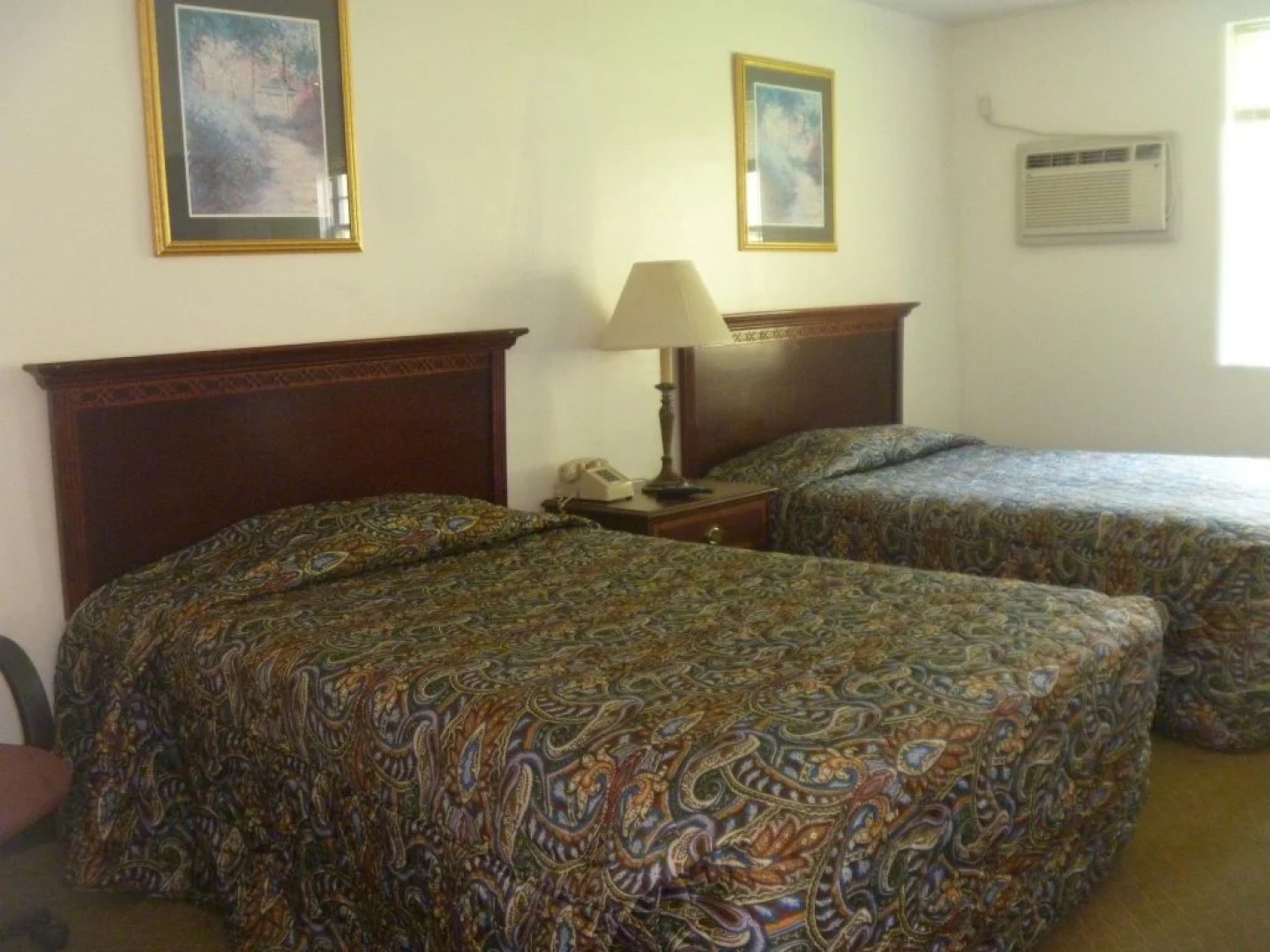 Motel 22 Mapleton Depot