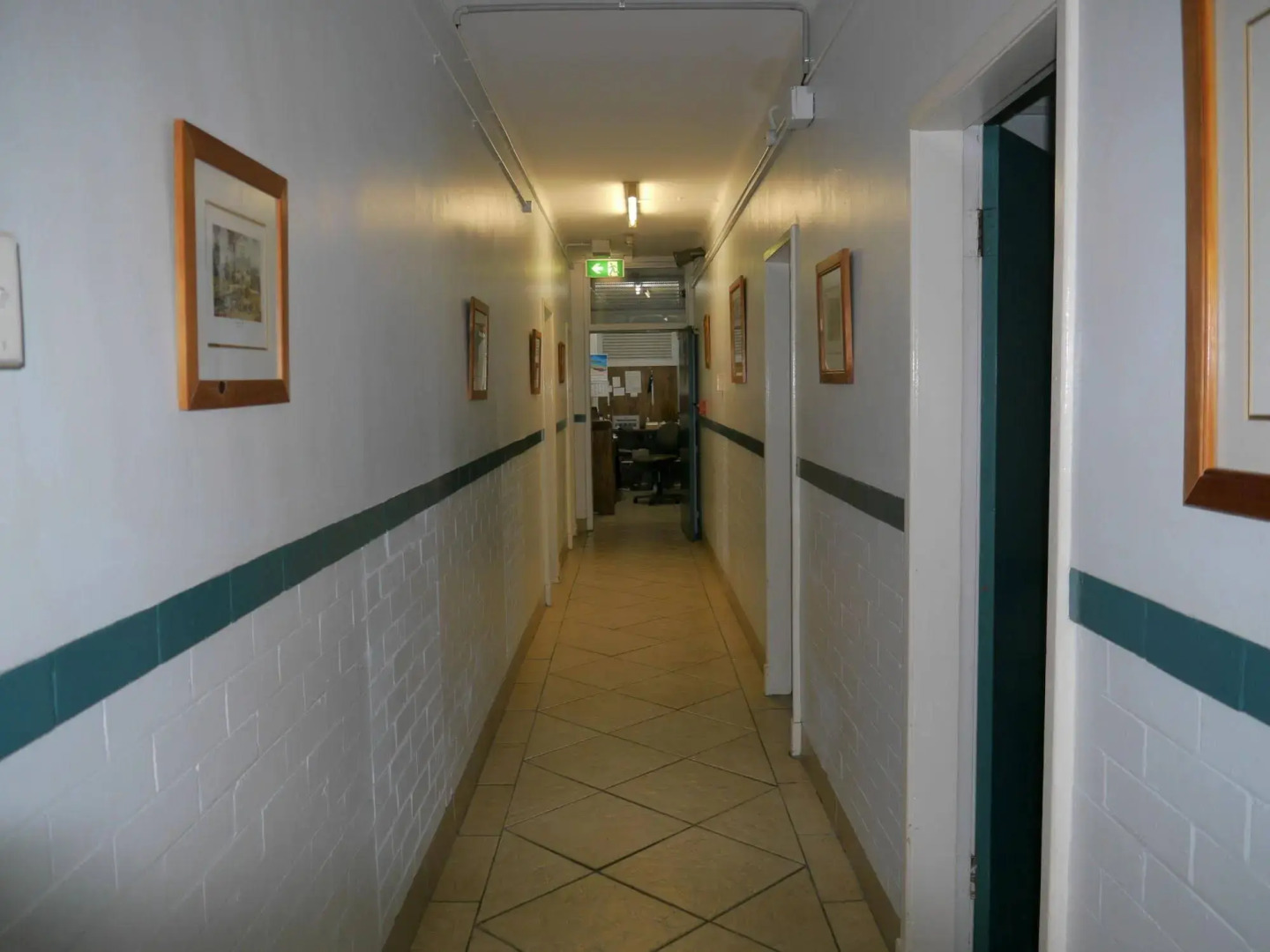 Acacia Inner City Inn