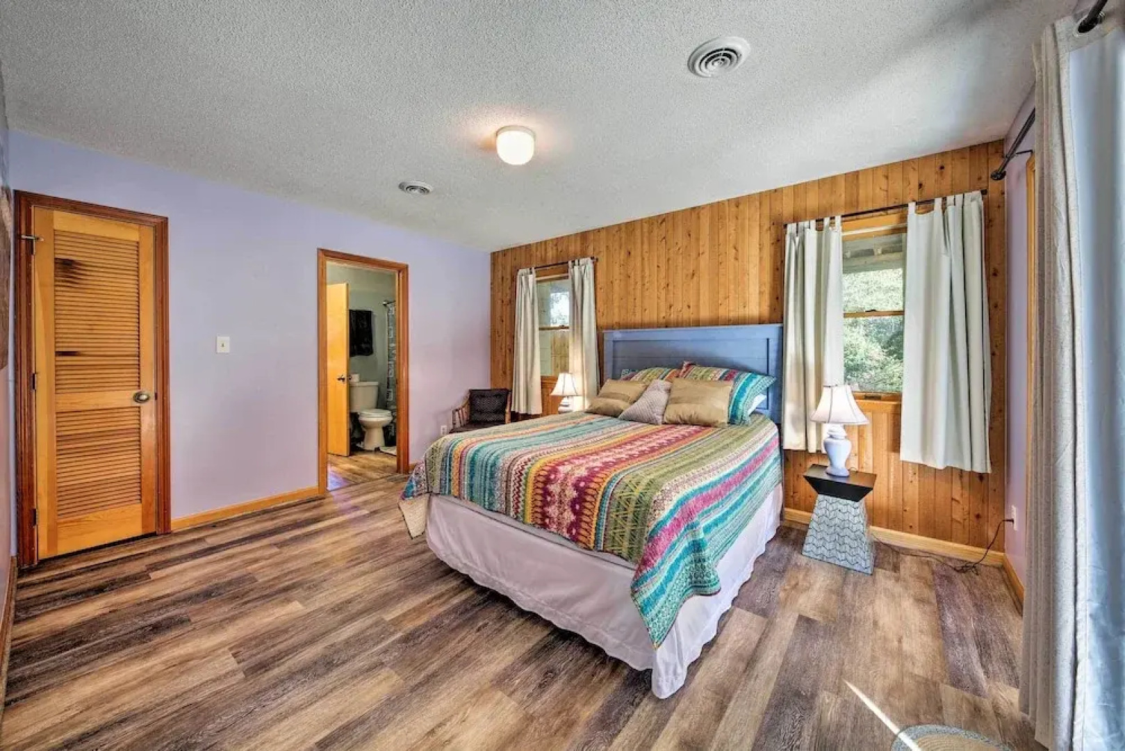 Bright Southern Shores Family Home < 1 Mi to Beach