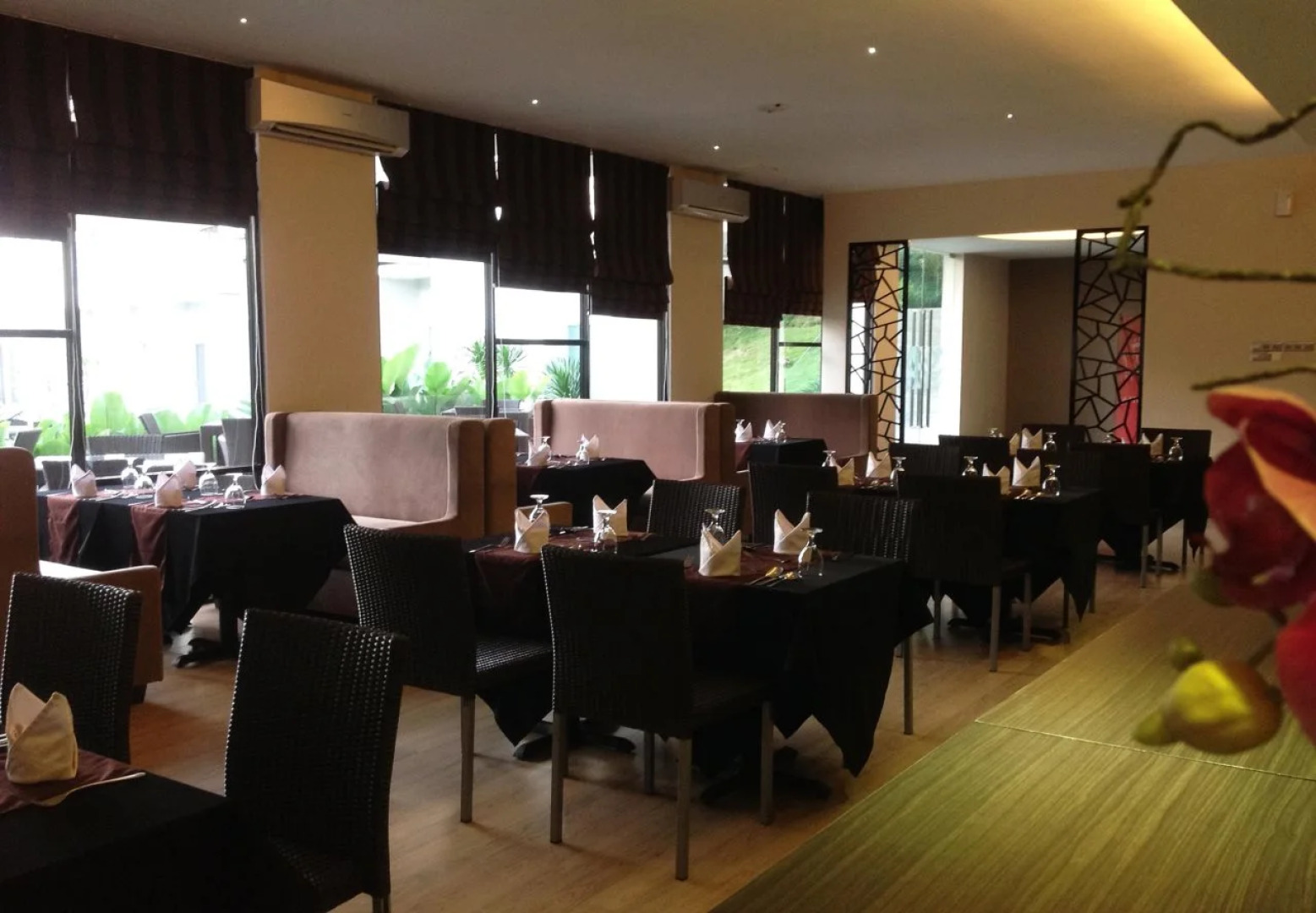 Grand Kecubung Hotel