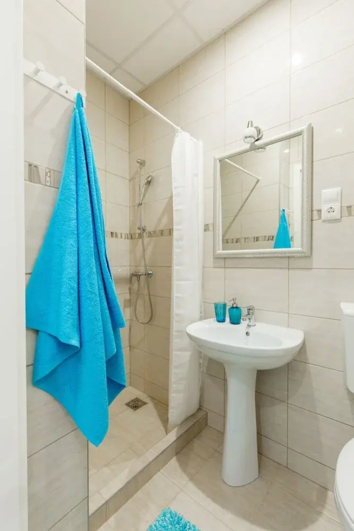 Budapest Holiday Colours