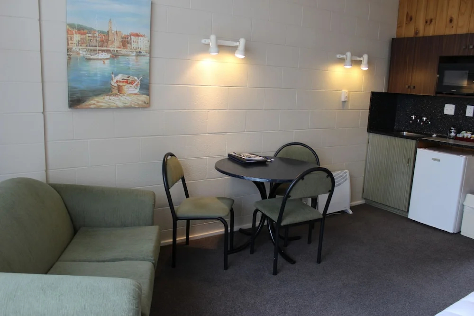 Asure Evergreen Motel