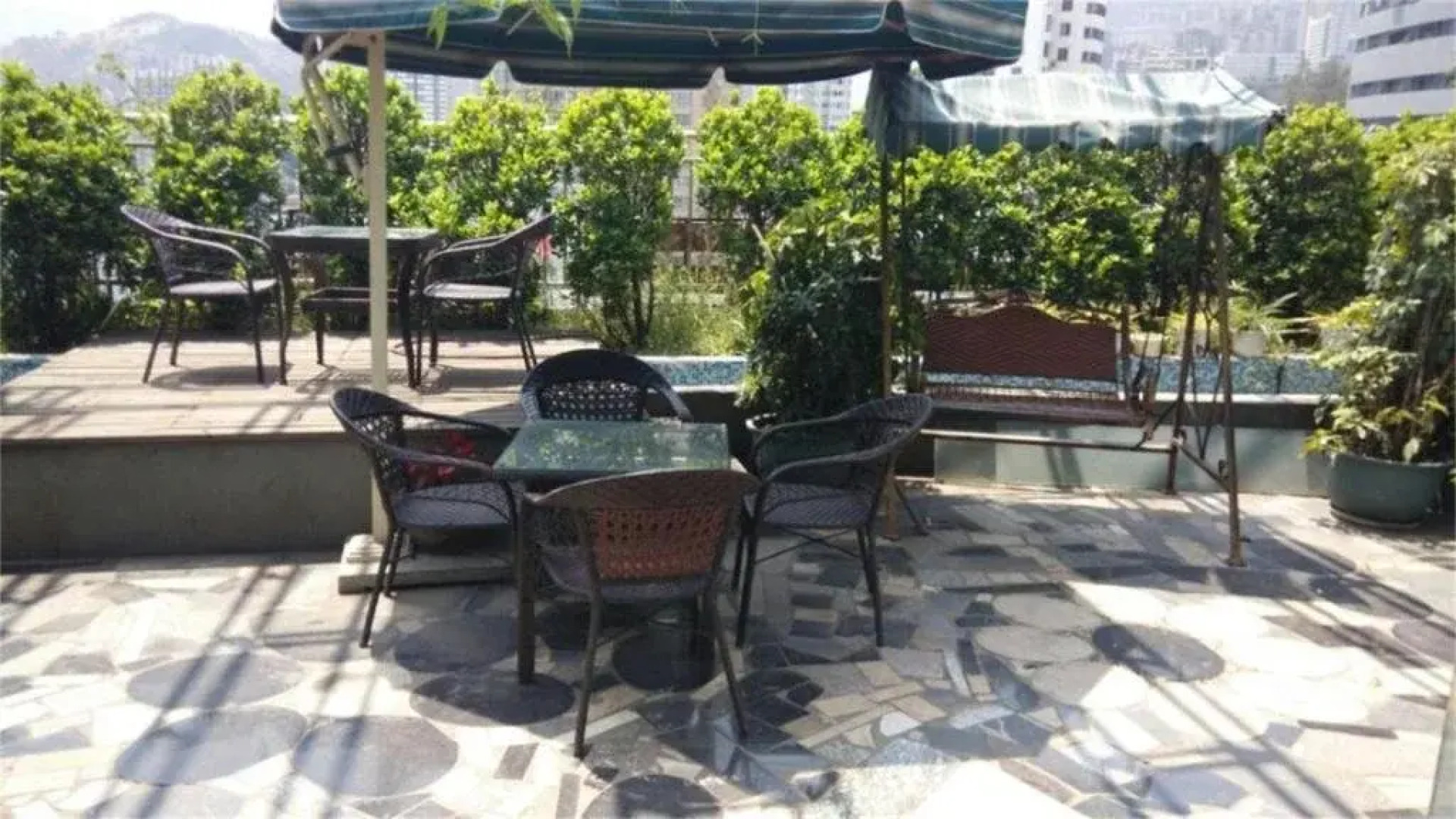 Yinxiang Business Inn