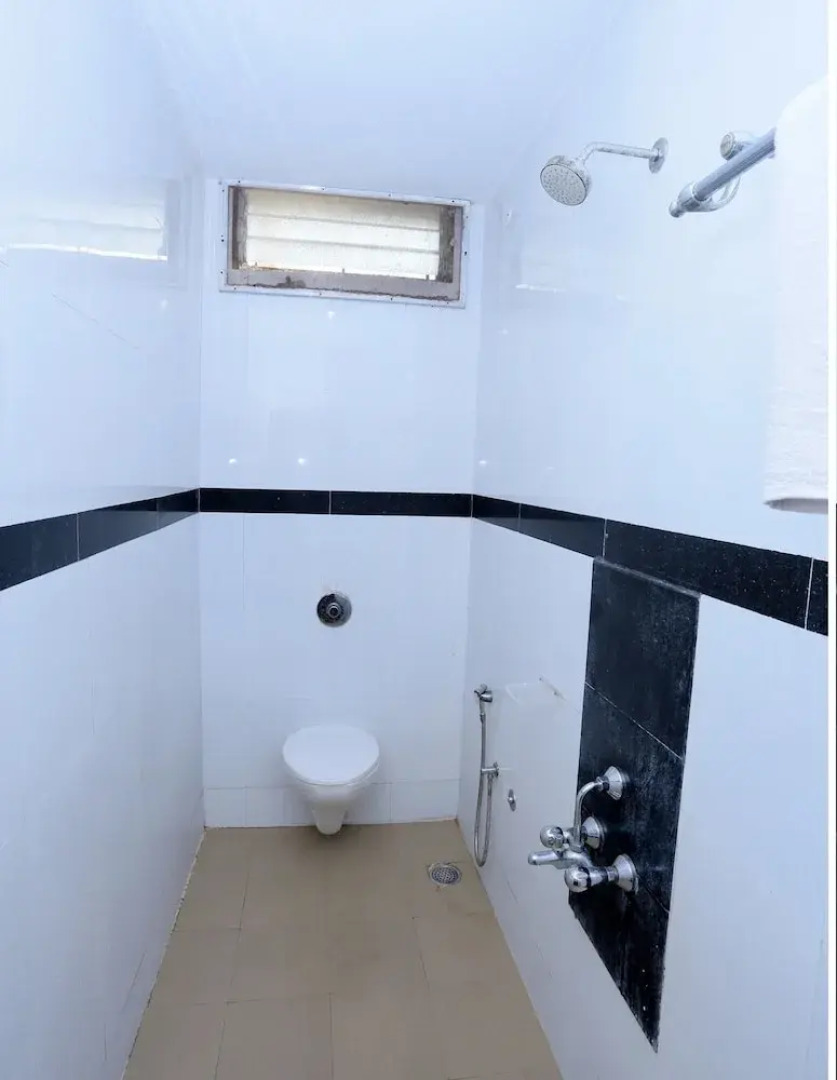 OYO 24347 Hotel Sunrise View