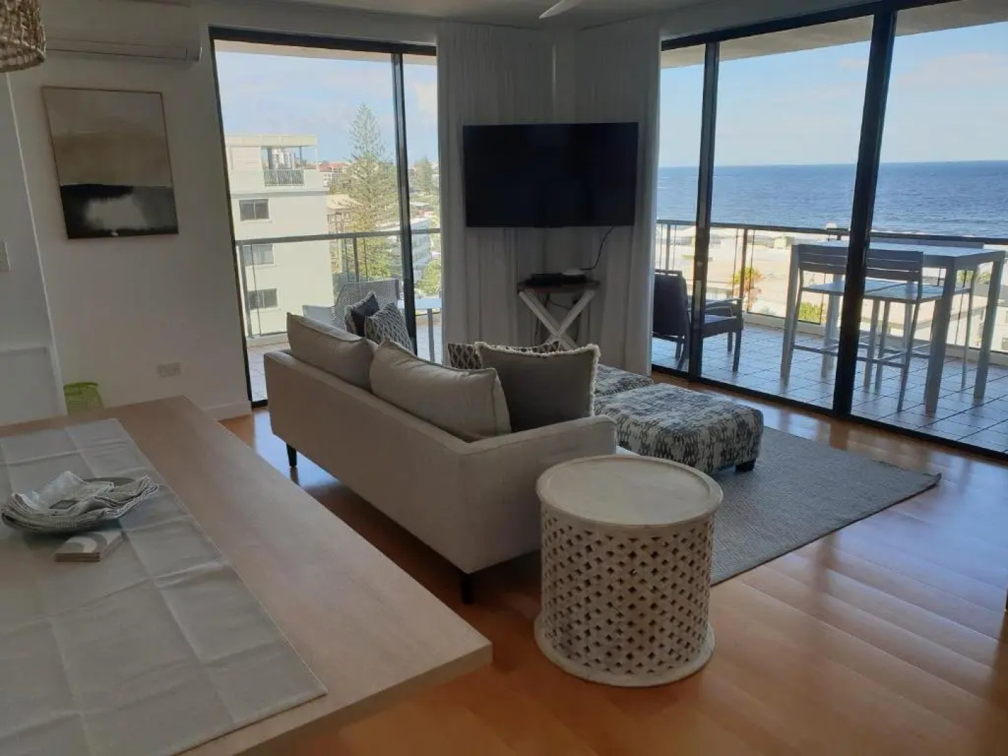 Kings Row Apartments