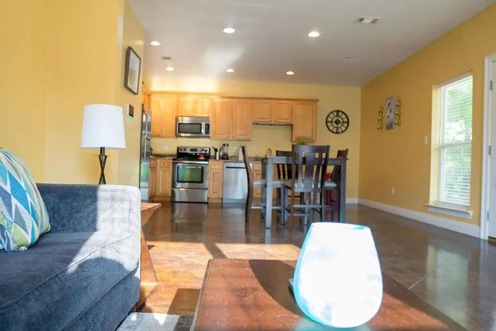 Gorgeous 3 Beds 2 Bath Home Perfect for Long Stays -E-