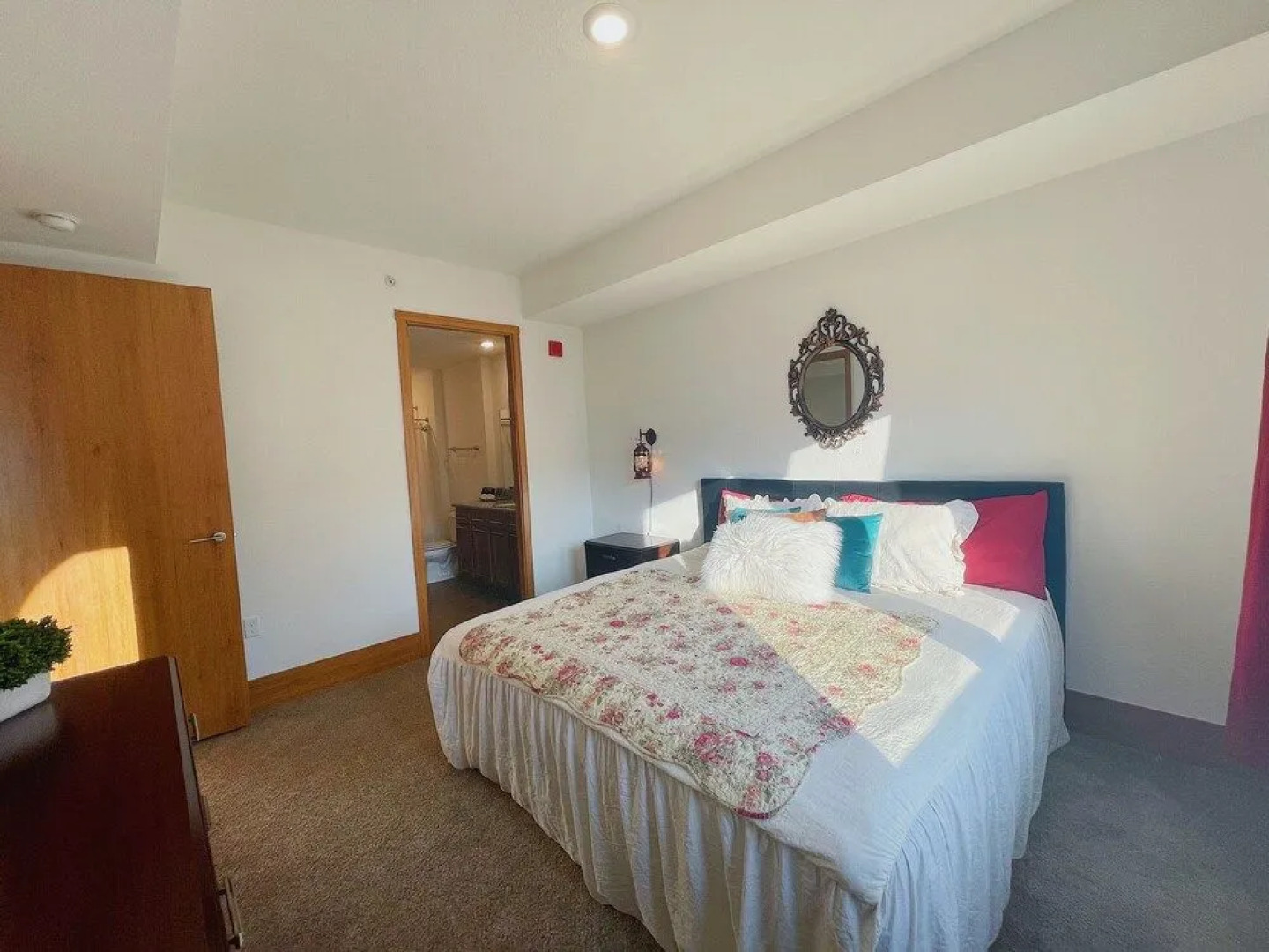 The Grand Castle Apartments