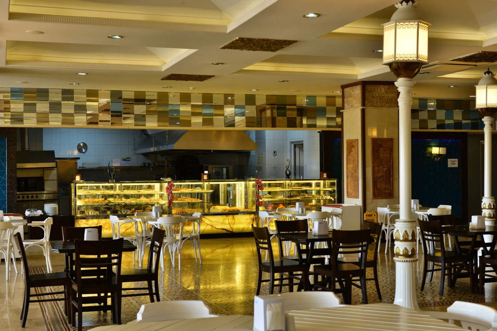 Adenya Hotel & Resort