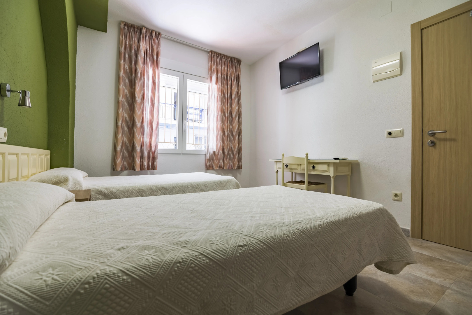 Hotel Blasón Junior