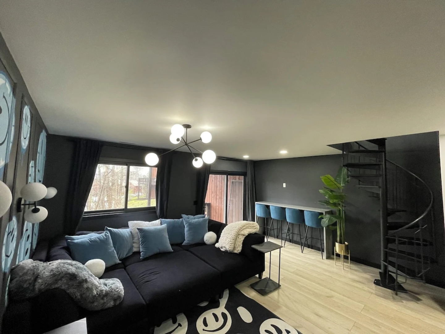 Chic Mountain Creek Chalet