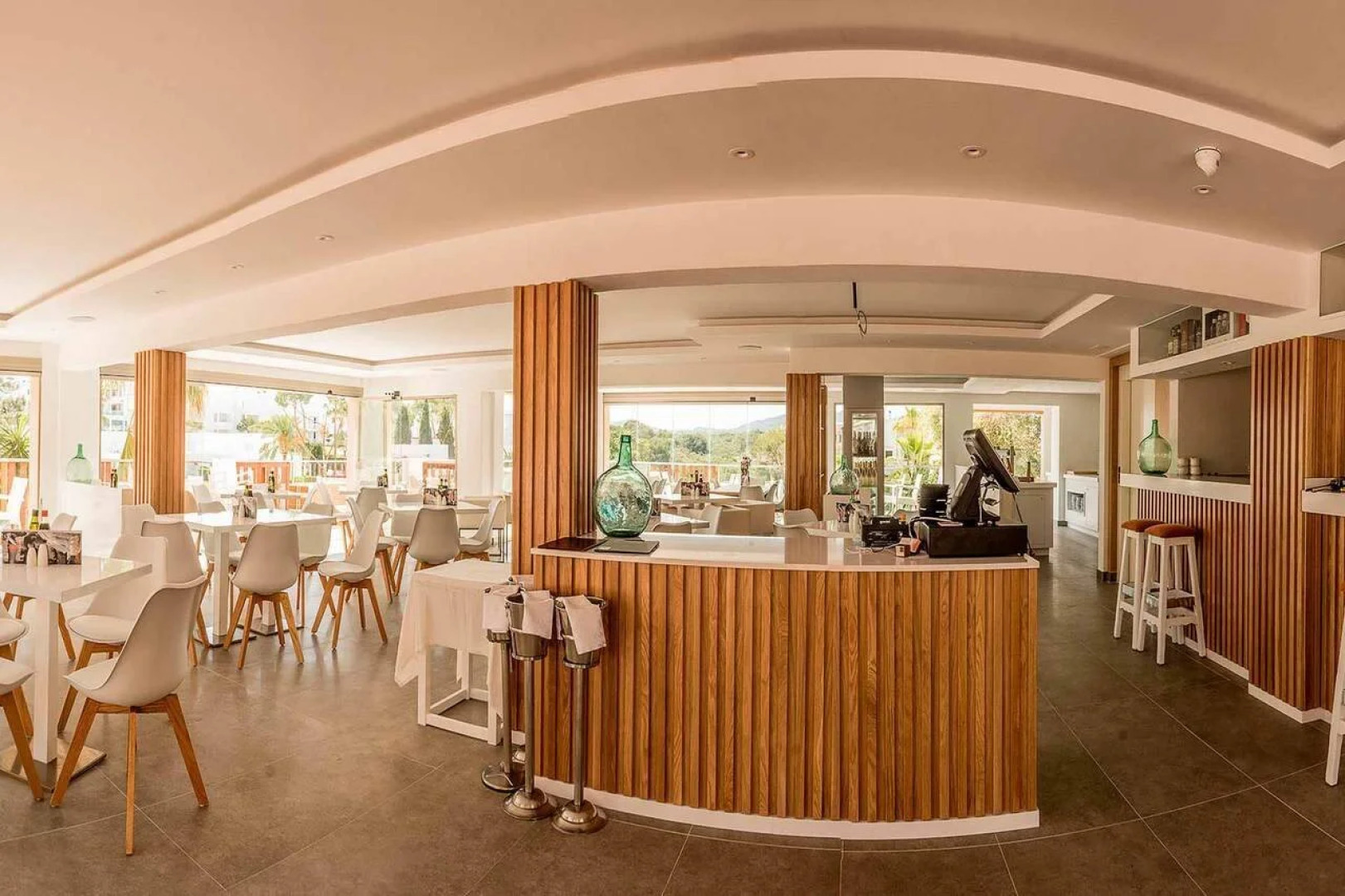 Apartamentos Playa Ferrera