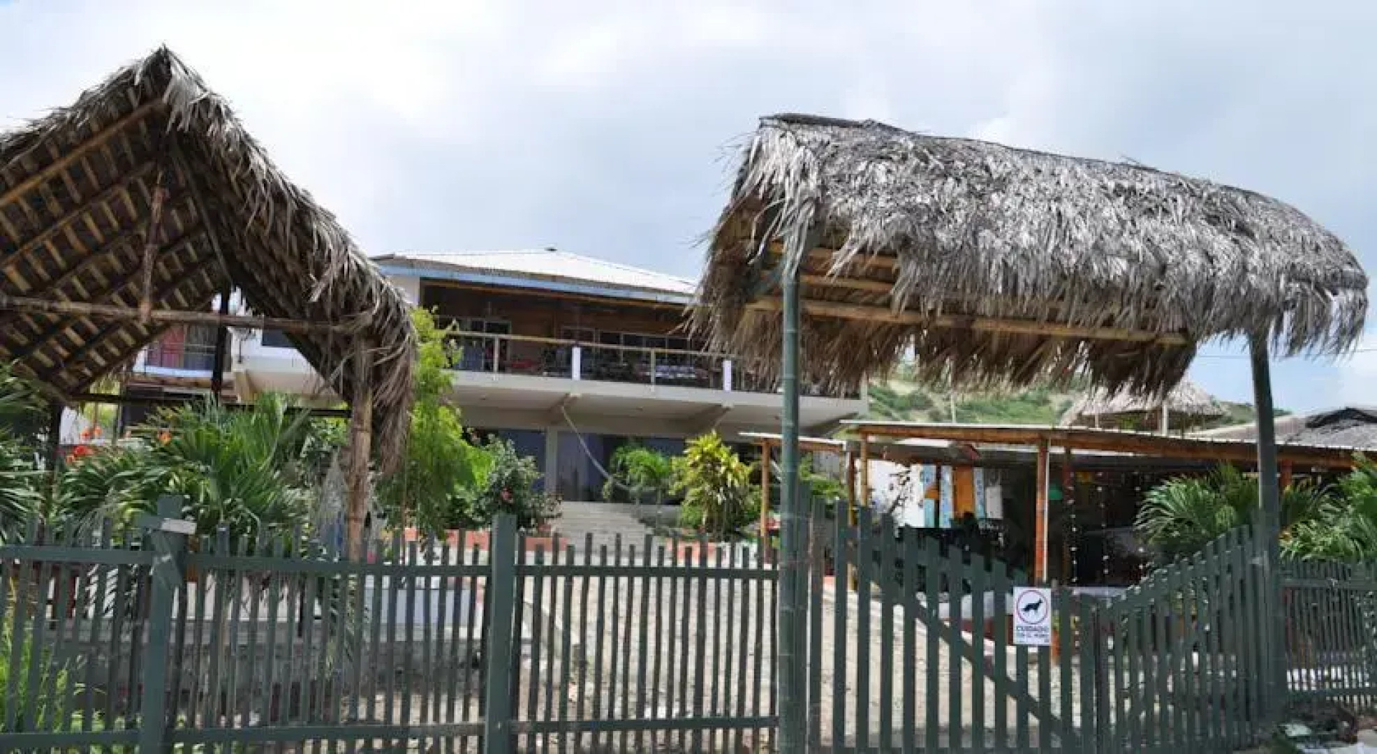 Donkey Den Guesthouse