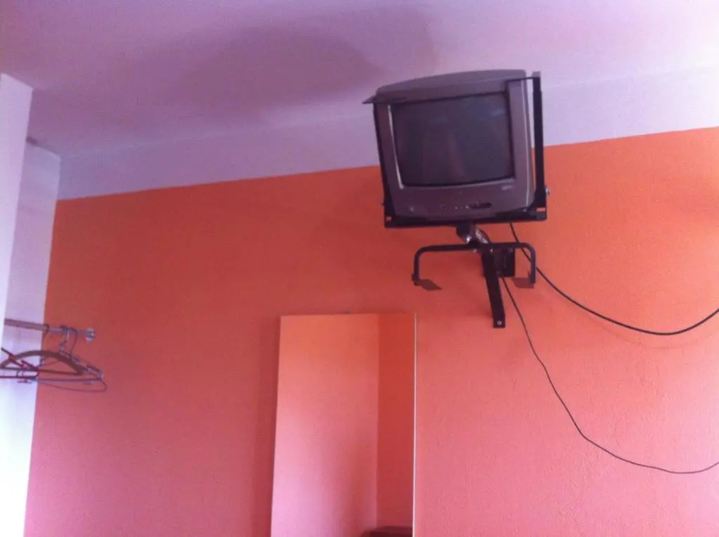 Hostal Tres Mascaras