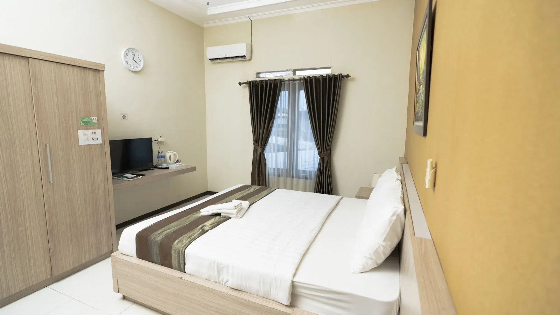 Aleyra Hotel and Villa Garut