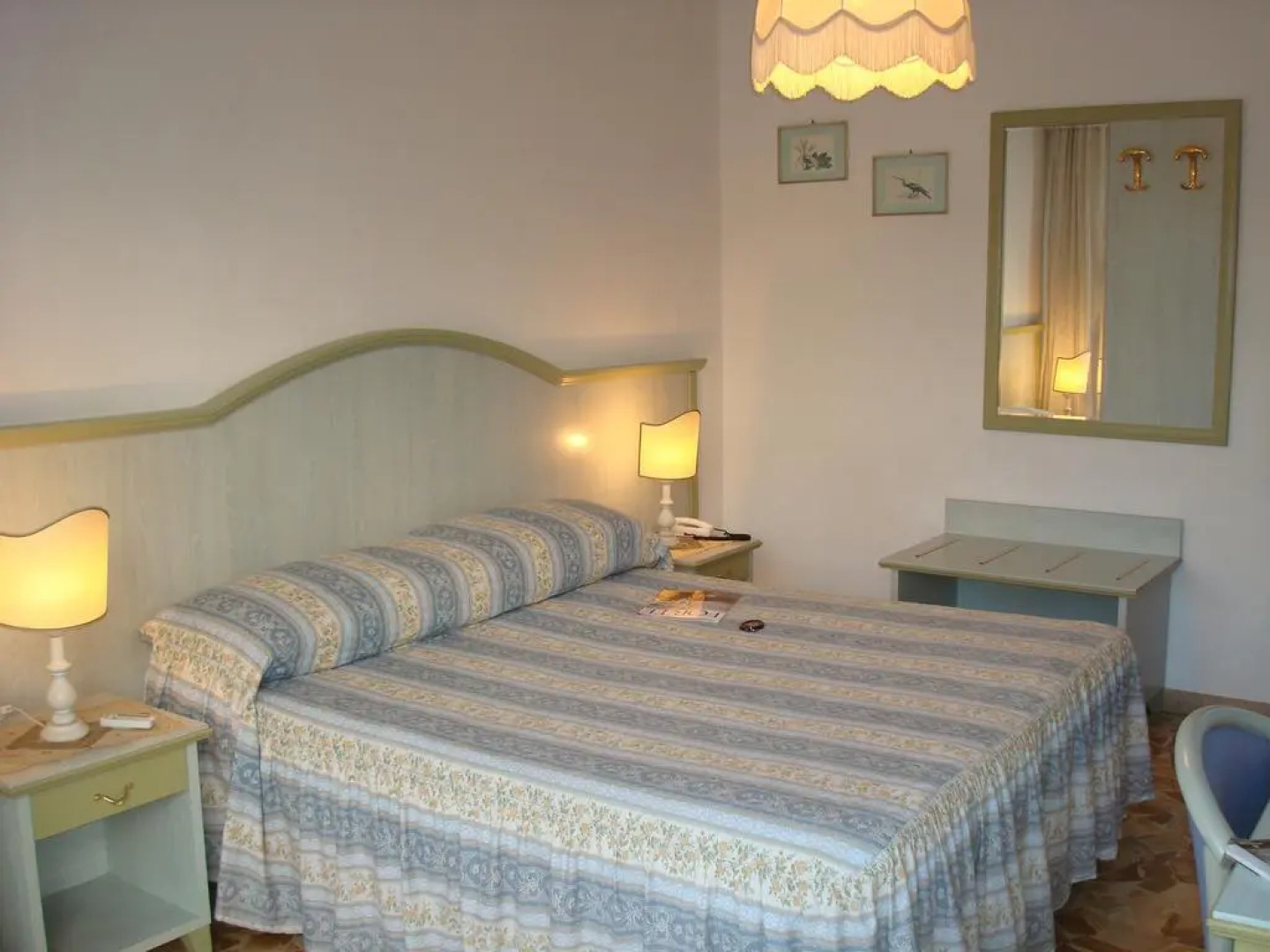 Hotel Villa Rona