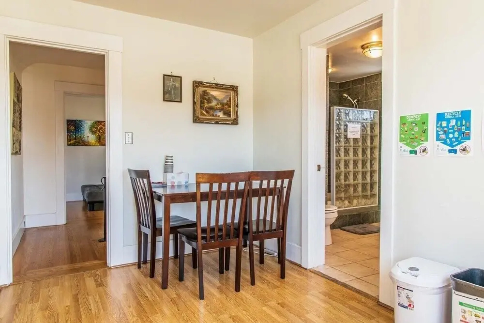 Large and Bright 3 Bedroom With Room For 7