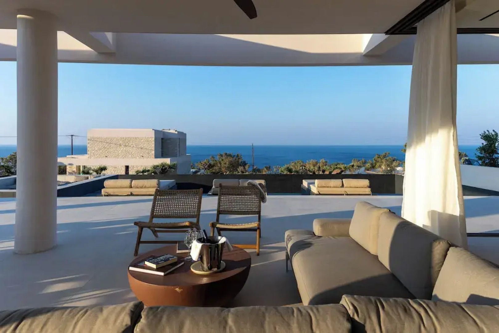 Seanatra Luxury Villas