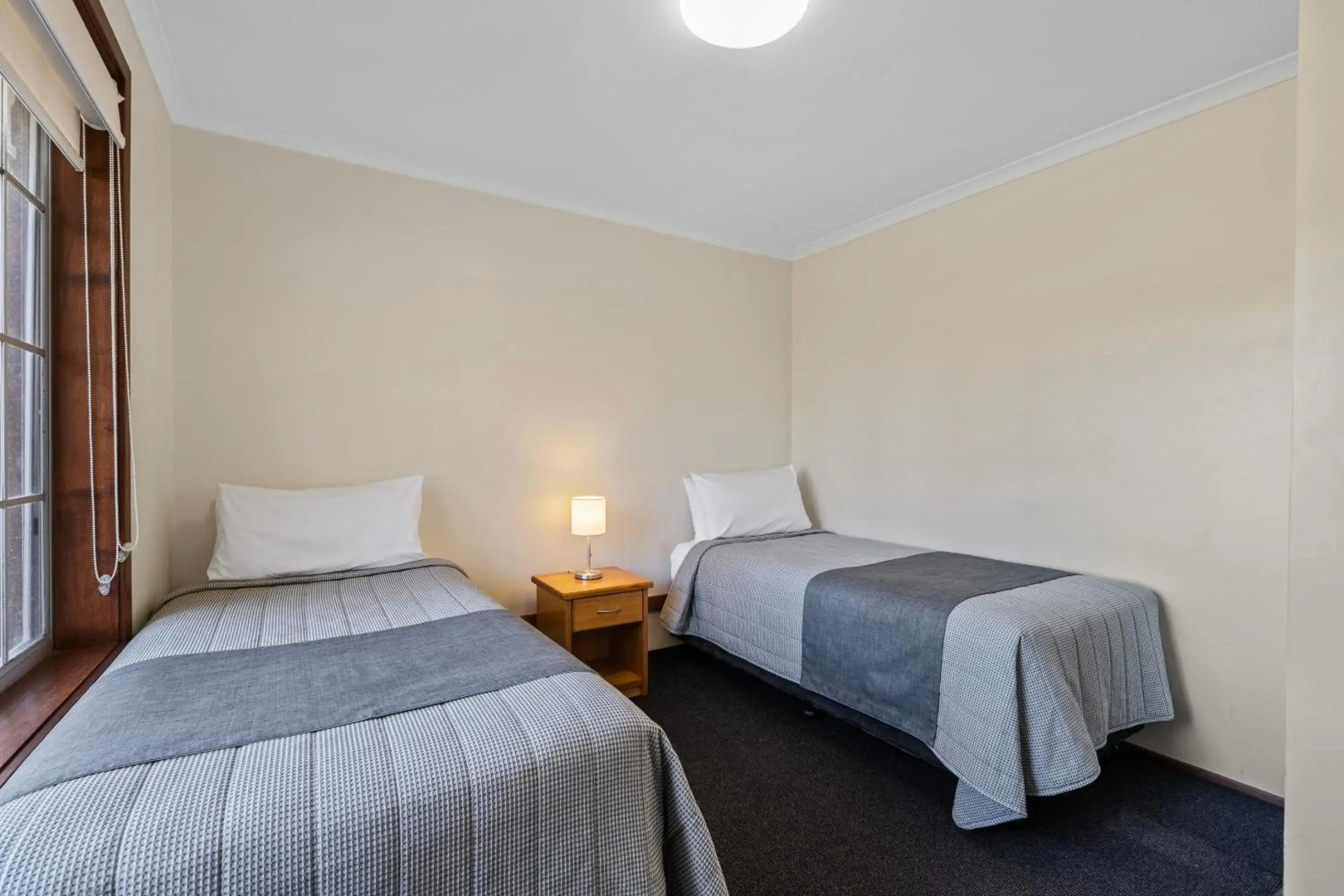 Riverfront Motel & Restaurant