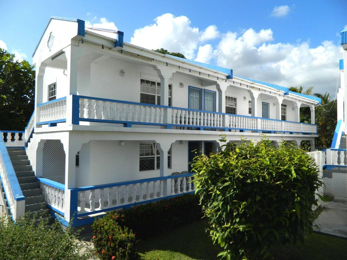 Skyblue Beach Apartments