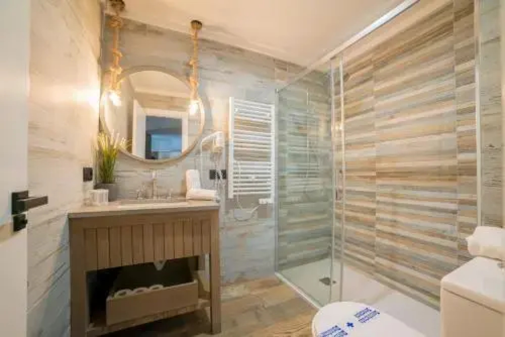 Bed and Snow Family Apartments