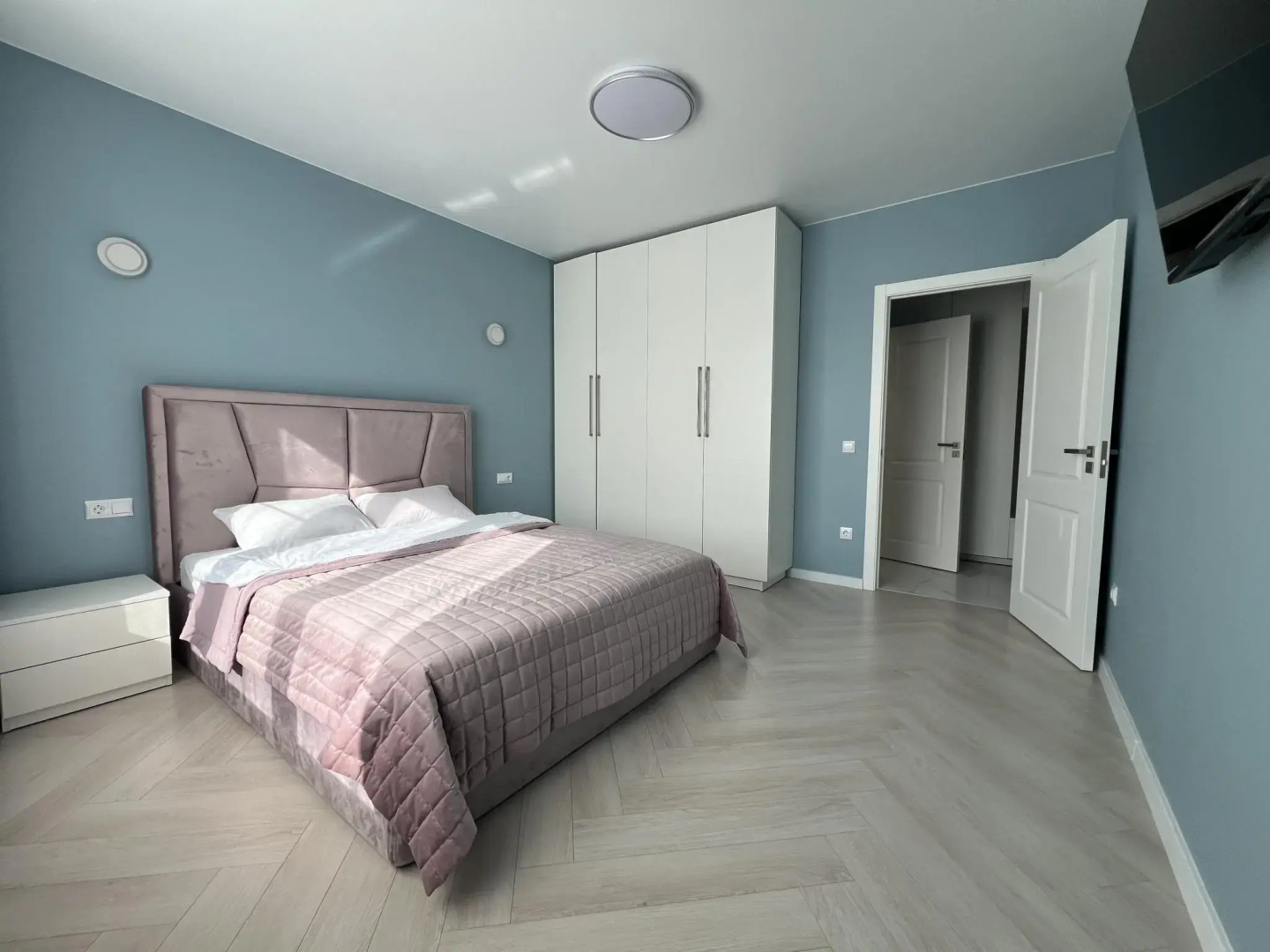 Апартаменты у Балтийского моря на улице Гризодубовой 1