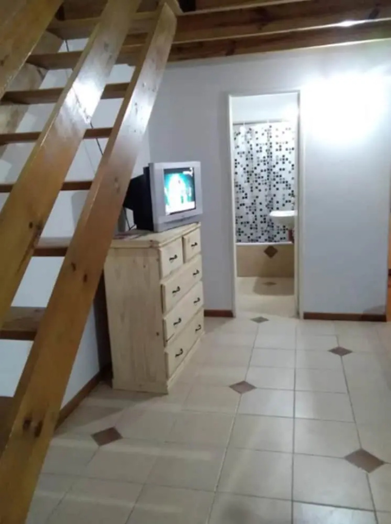 Private House - Airport