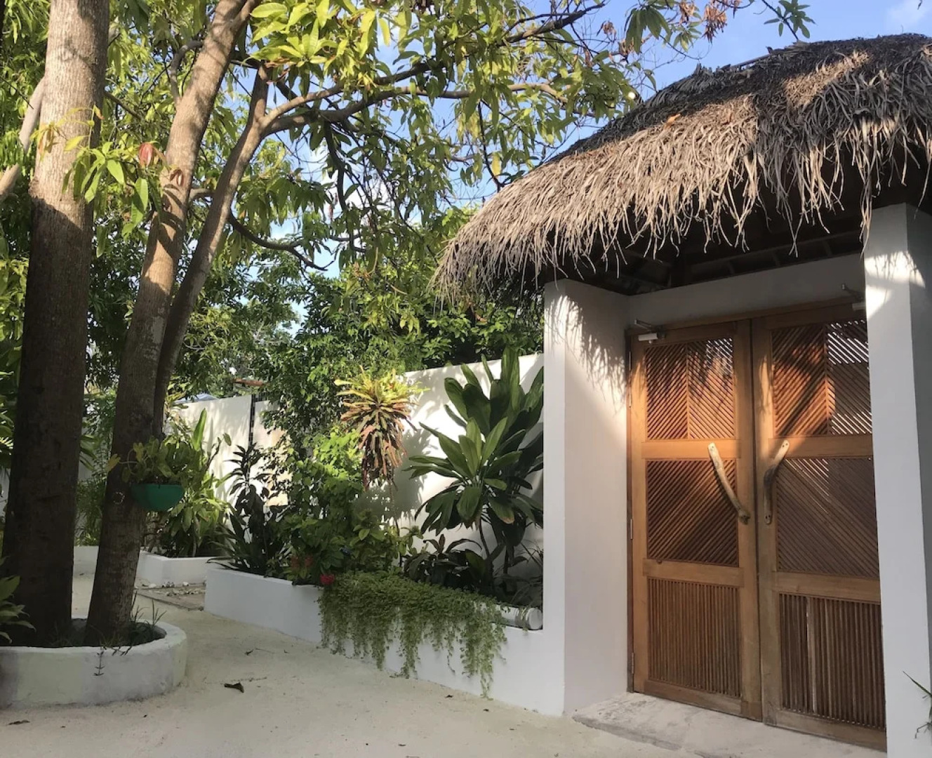 Rasdhoo Dive Lodge