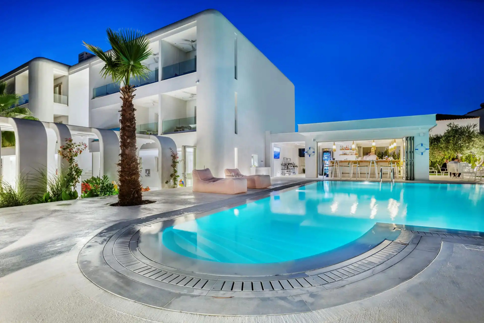 Cocoons Luxury Suites & Villas