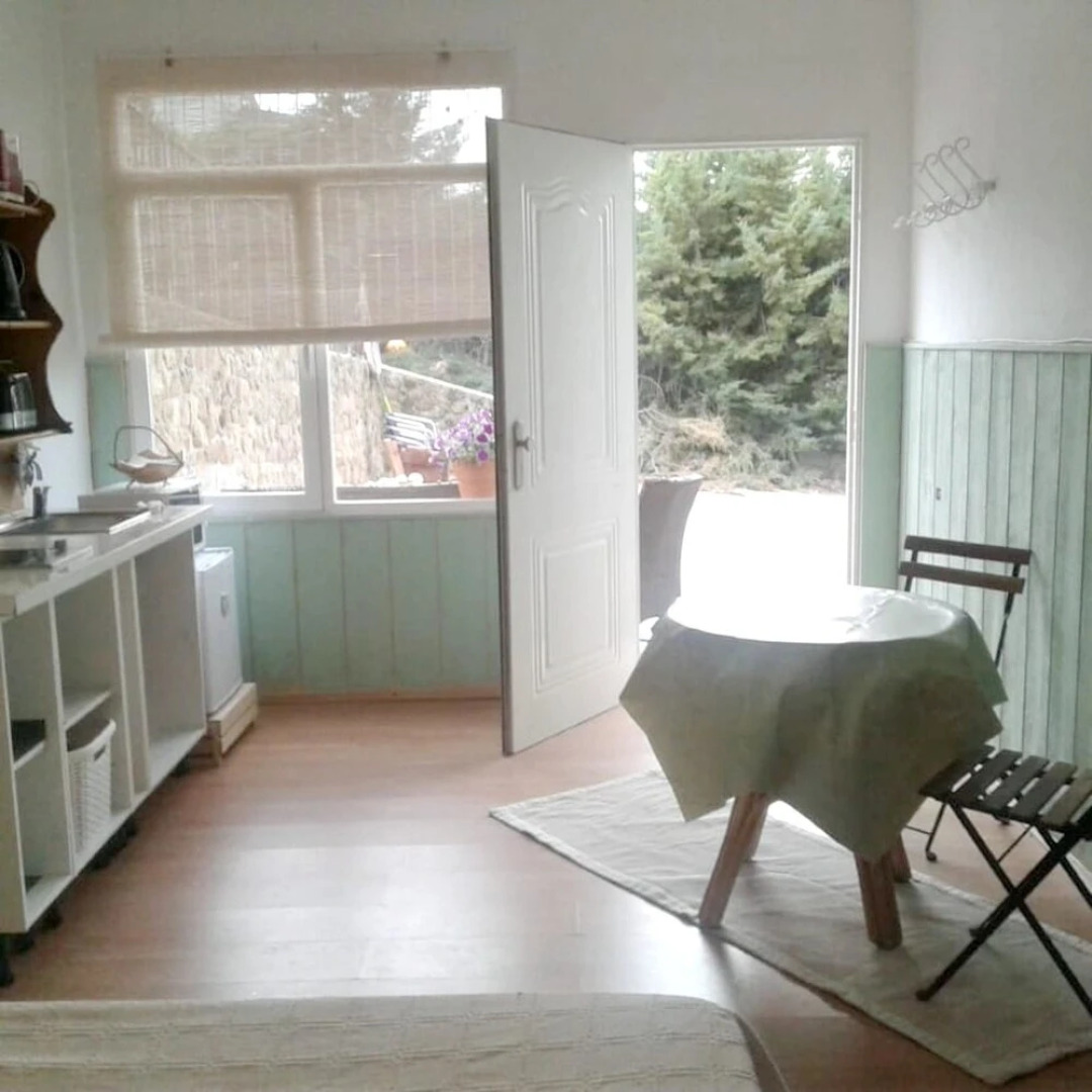 Studio in Robledo de Chavela, With Wonderful Mountain View